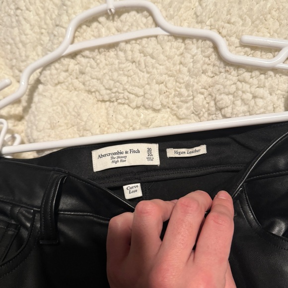 Vegan Leather High Rise Skinny Pants - Picture 4 of 7